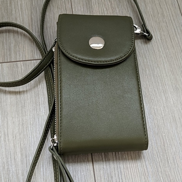 Cross body wallet - Picture 2 of 5